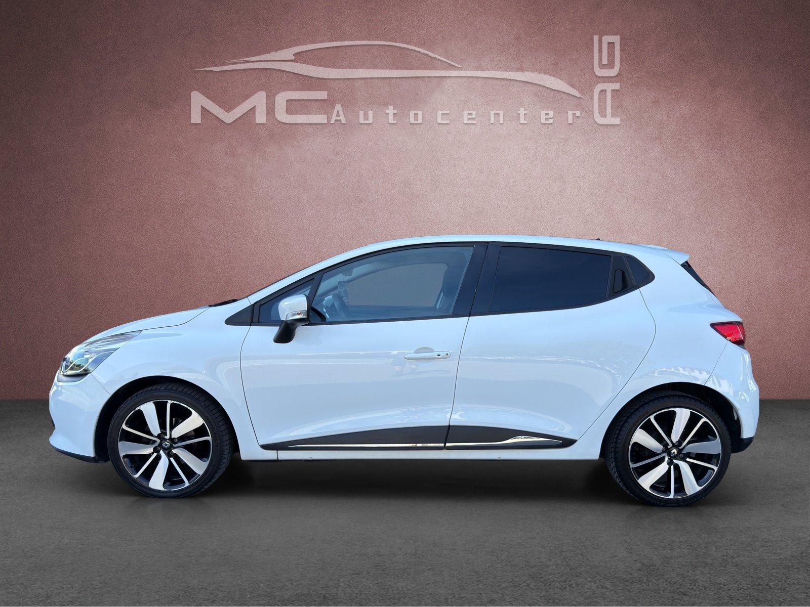 RENAULT Clio 1.5 dCi Swiss Edition EDC, Diesel, Occasion / Gebraucht, Automatik - 2