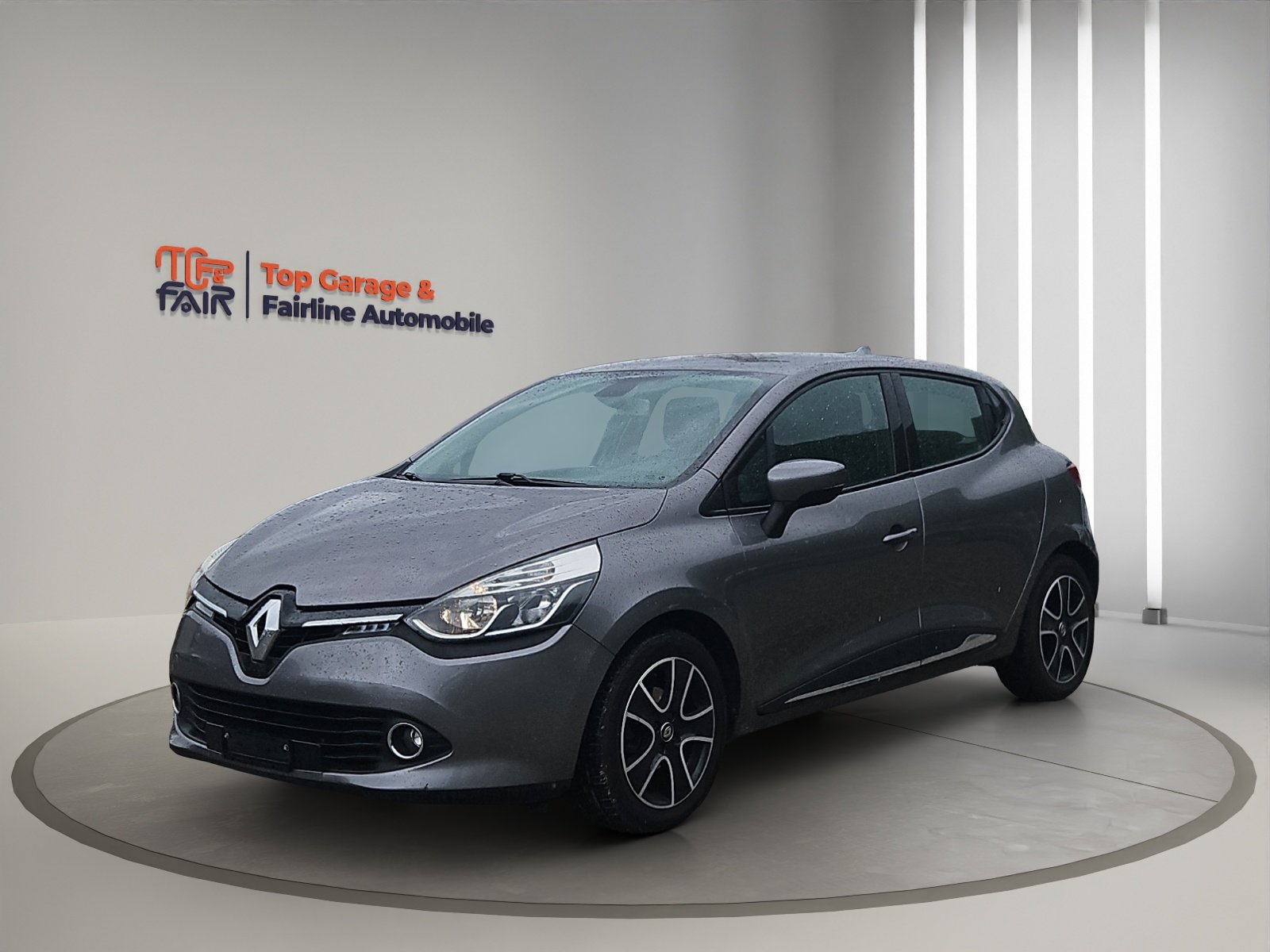RENAULT Clio 1.2 16V T Dynamique EDC