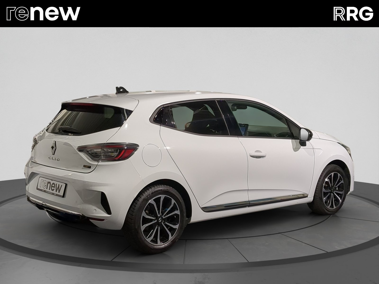 RENAULT Clio 1.6 E-Tech Techno, Full-Hybrid Petrol/Electric, Second hand / Used, Automatic - 3
