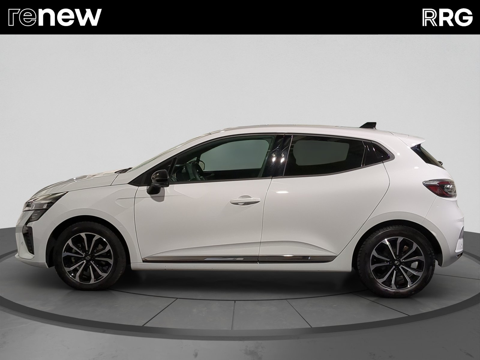 RENAULT Clio 1.6 E-Tech Techno, Full-Hybrid Petrol/Electric, Second hand / Used, Automatic - 6