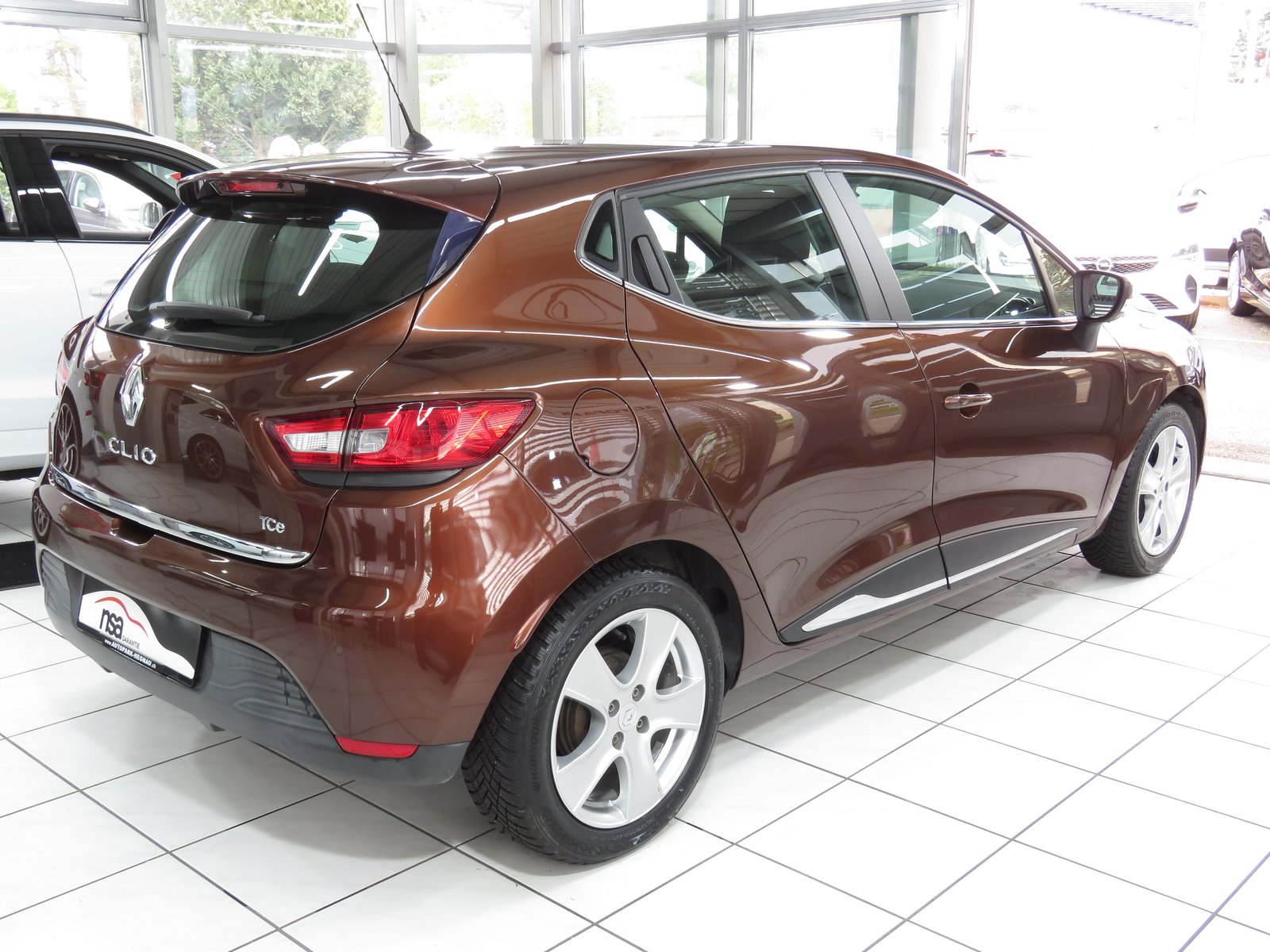 RENAULT Clio 0.9 12V Expression, Benzin, Occasion / Gebraucht, Handschaltung - 4