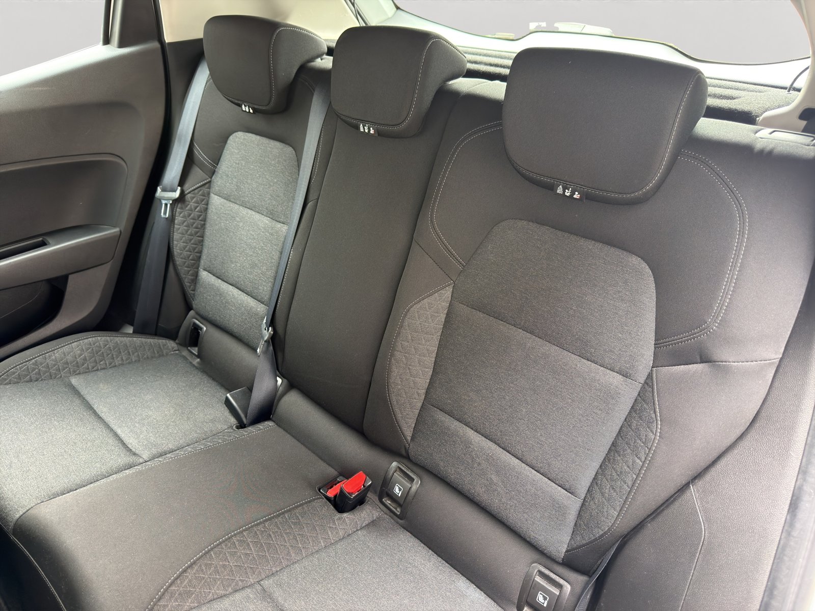 RENAULT Clio 1.3 Business EDC, Petrol, Second hand / Used, Automatic - 4
