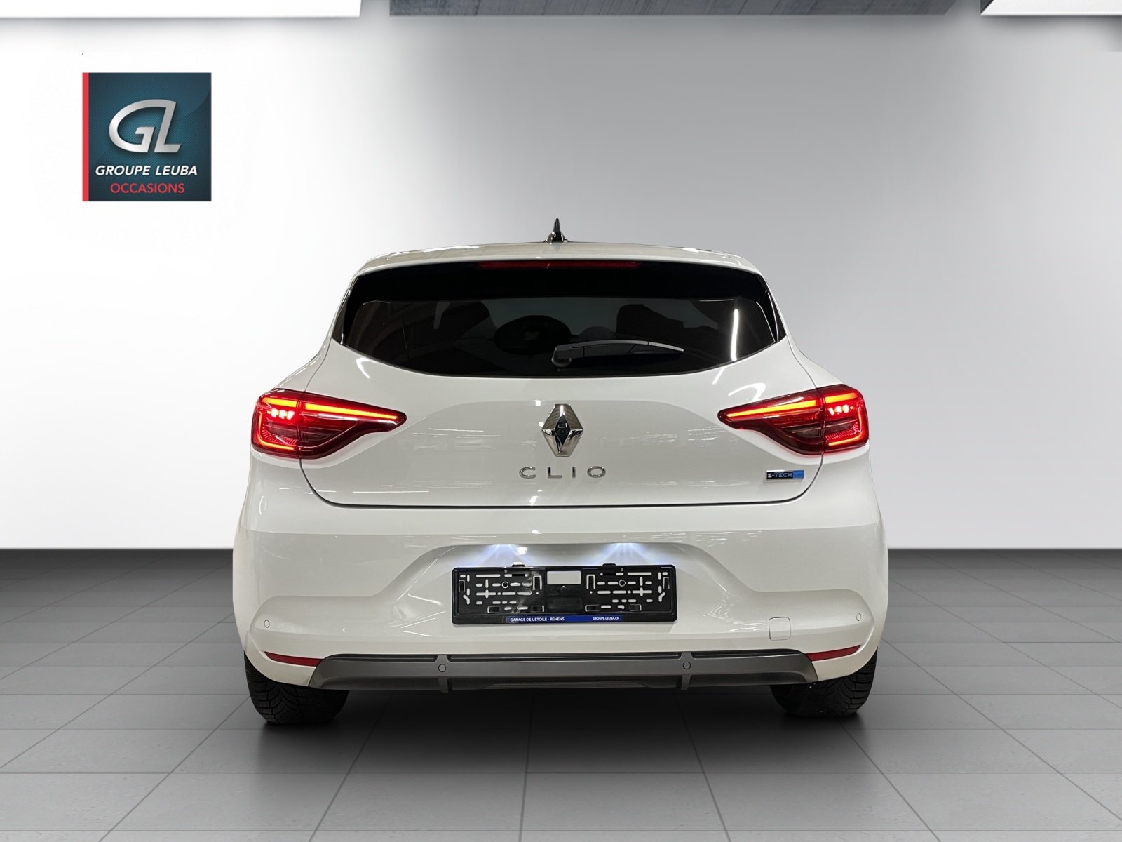 RENAULT Clio 1.6 E-Tech RS Line, Full-Hybrid Petrol/Electric, Second hand / Used, Automatic - 5