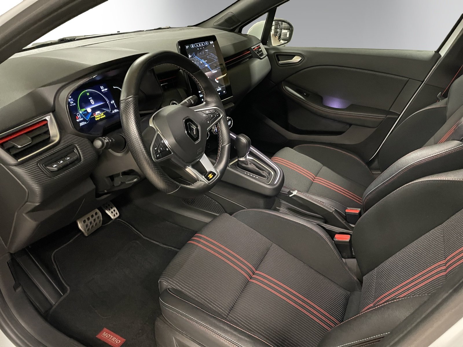 RENAULT Clio 1.6 E-Tech RS Line, Full-Hybrid Petrol/Electric, Second hand / Used, Automatic - 7