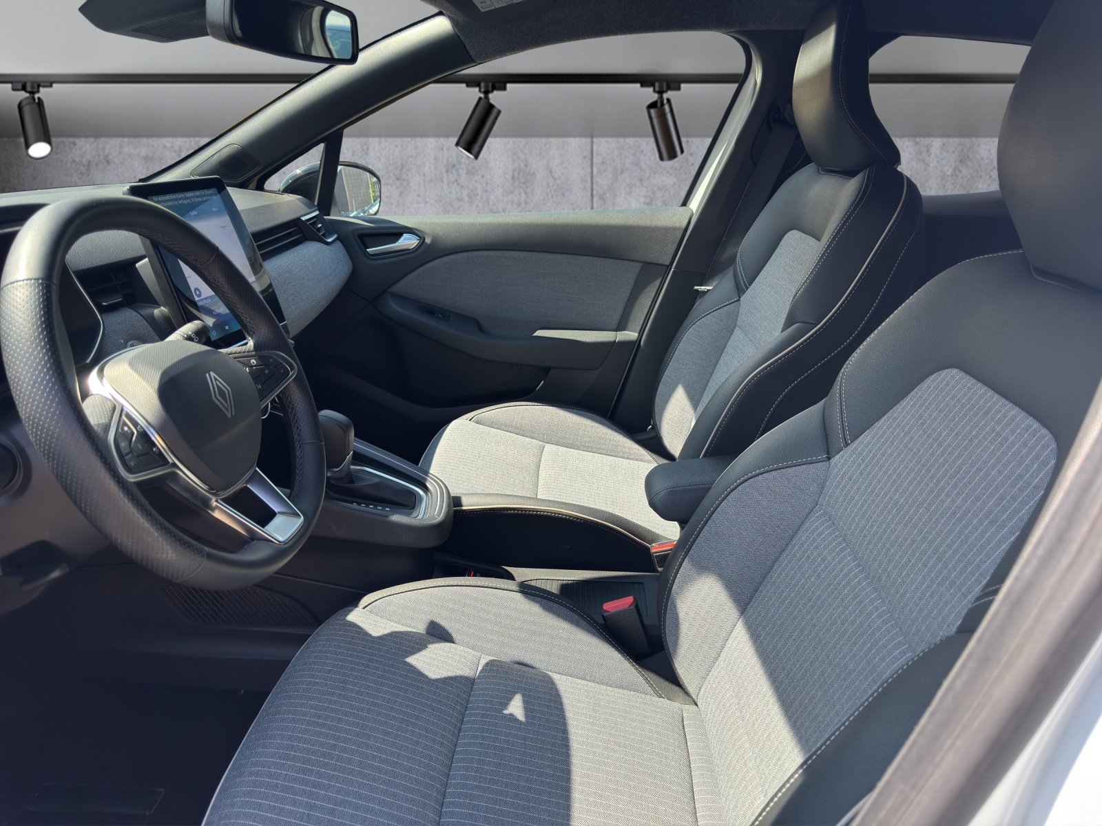 RENAULT Clio 1.6 E-Tech Techno, Hybride Integrale Benzina/Elettrica, Occasioni / Usate, Automatico - 6