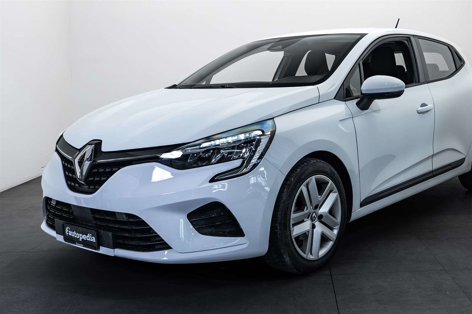 RENAULT Clio 1.0 Zen CVT Automat, Petrol, Second hand / Used, Automatic - 2