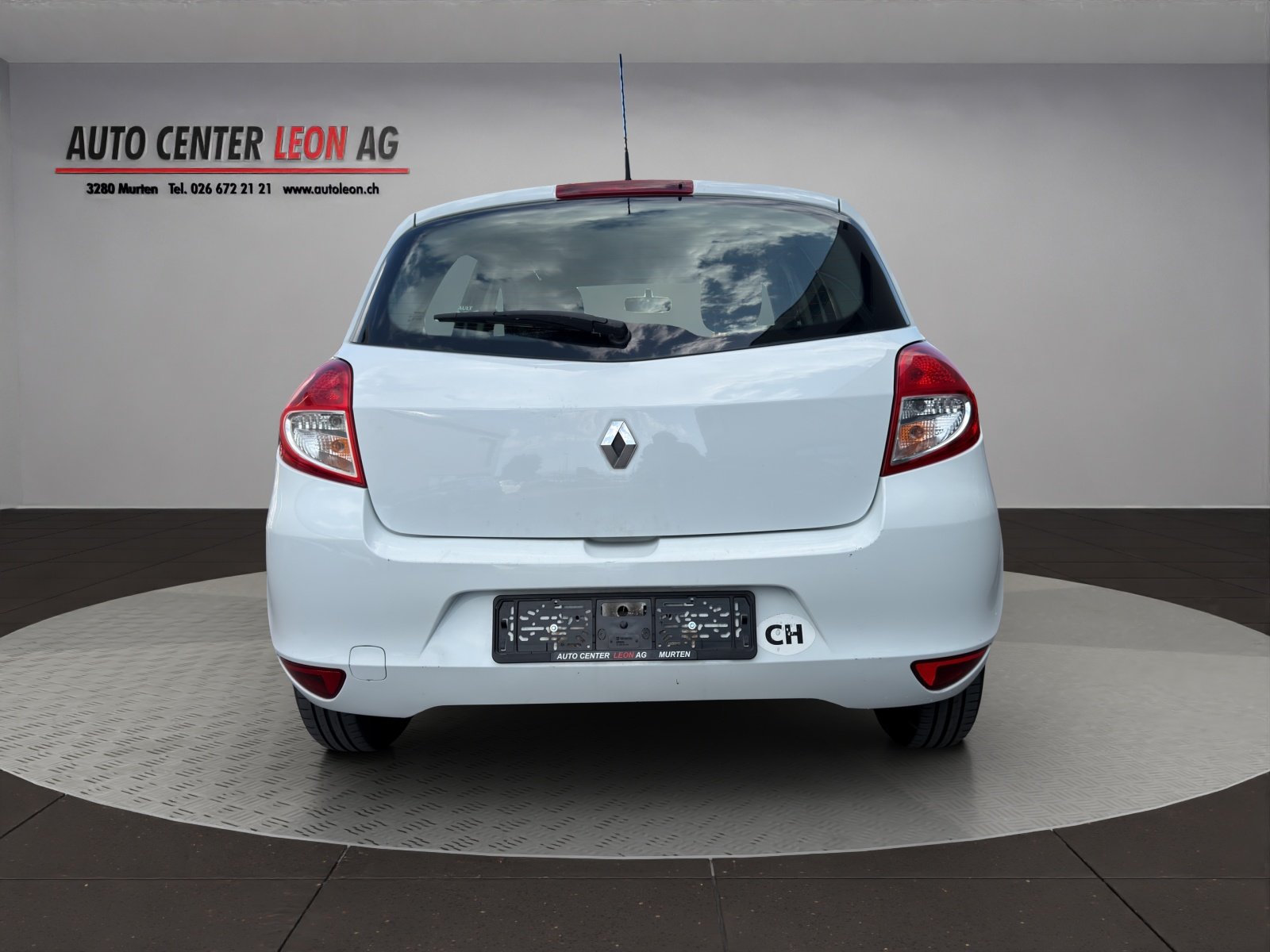 RENAULT Clio 1.2 16V Expression, Essence, Occasion / Utilisé, Manuelle - 5