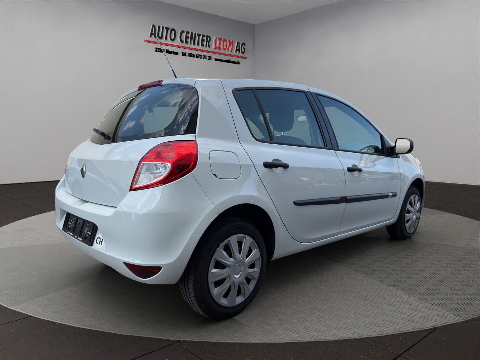 RENAULT Clio 1.2 16V Expression, Essence, Occasion / Utilisé, Manuelle - 6