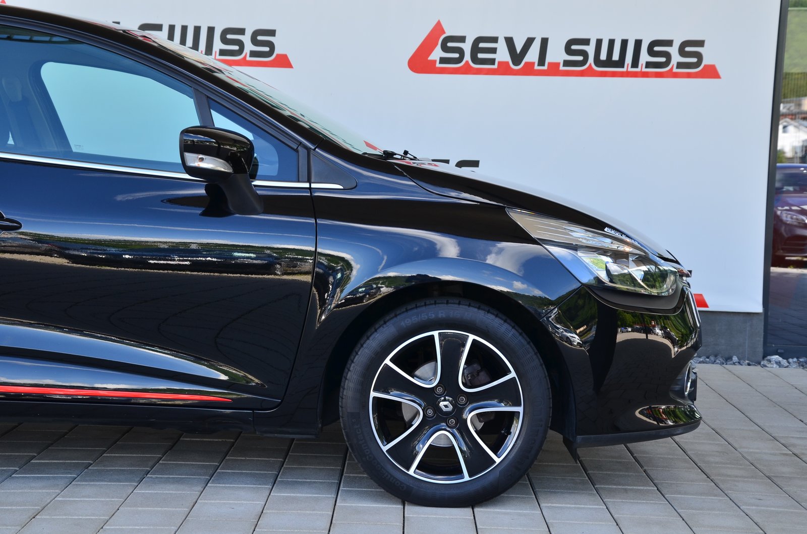 RENAULT Clio 1.2 16V T Swiss Edition EDC*Ab MFK,1 Jahr oder, Benzin, Occasion / Gebraucht, Automatik - 3