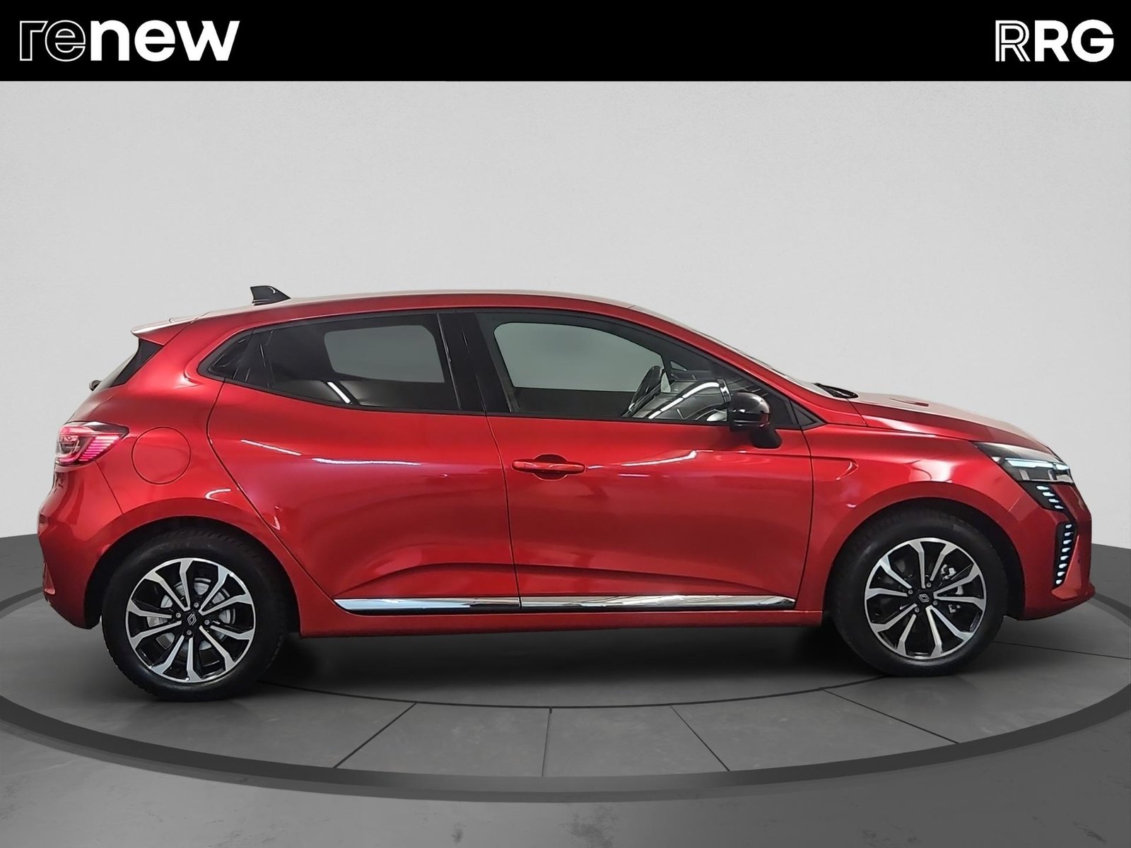 RENAULT Clio 1.6 E-Tech Techno, Hybride Intégral Essence/Électricité, Occasion / Utilisé, Automatique - 2