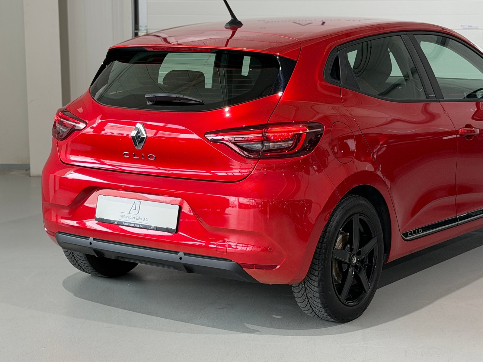 RENAULT Clio 1.6 E-Tech Business, Full-Hybrid Petrol/Electric, Second hand / Used, Automatic - 6