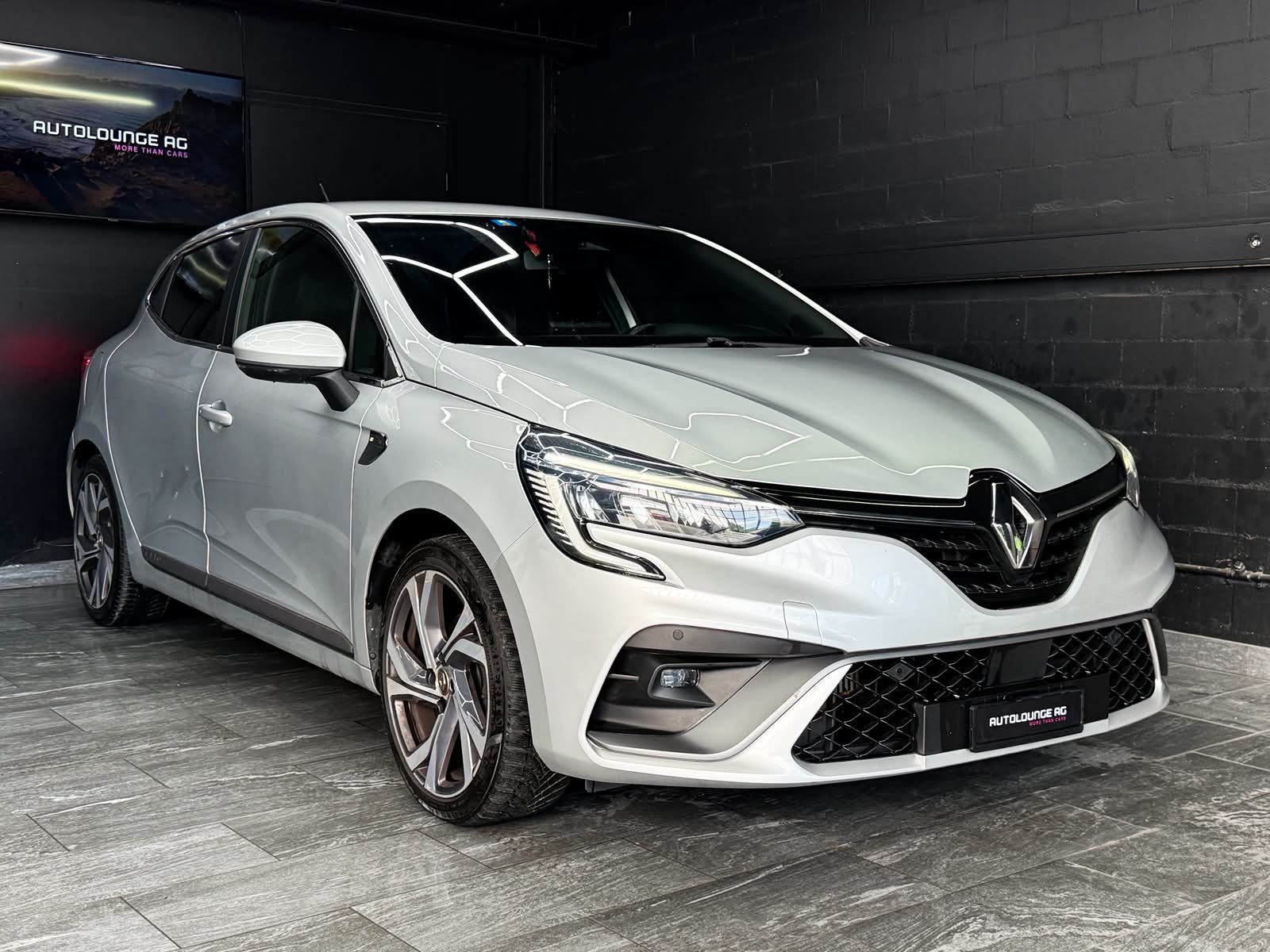 RENAULT Clio 1.3 R.S. Line EDC, Essence, Occasion / Utilisé, Automatique - 2