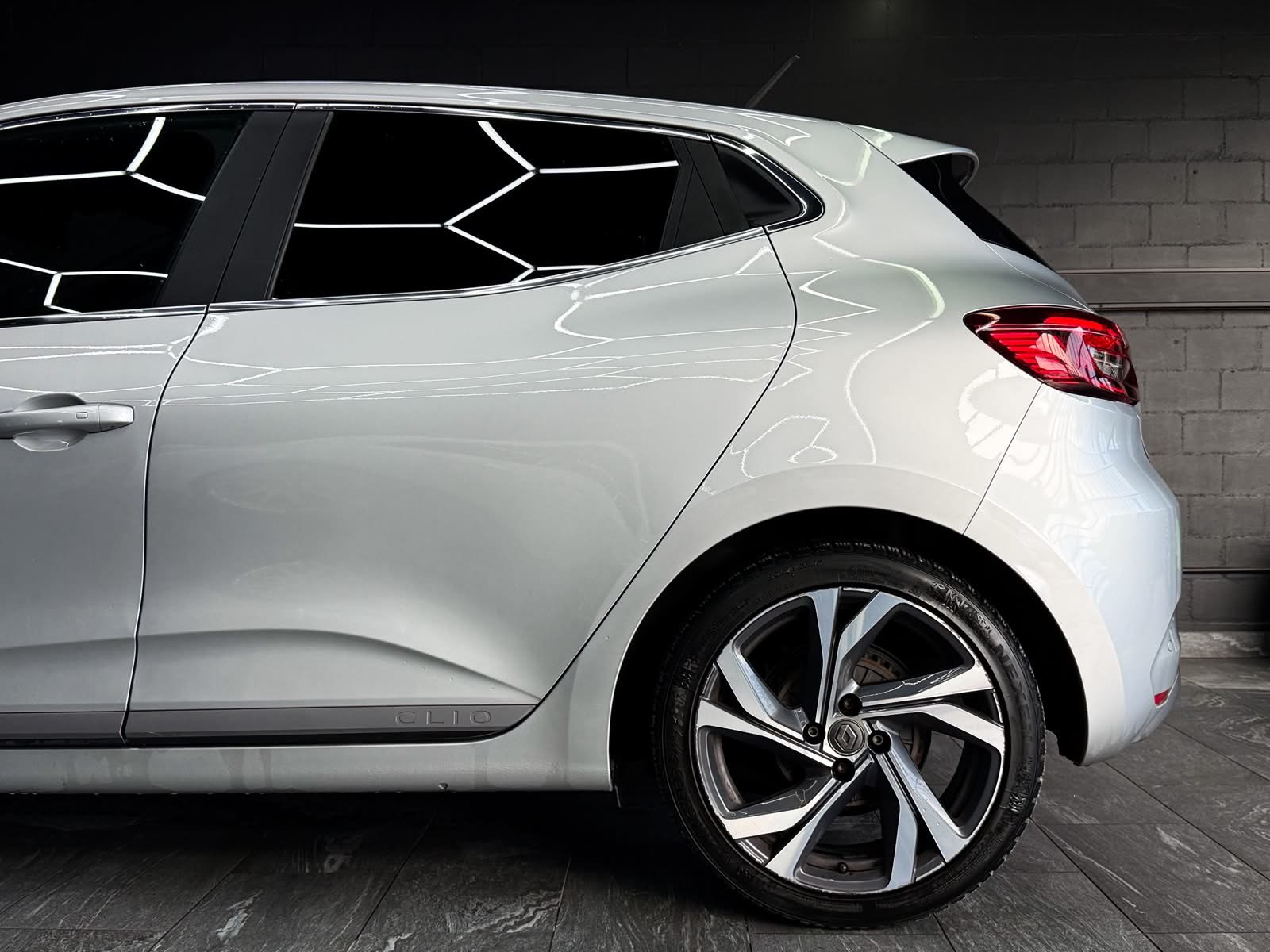 RENAULT Clio 1.3 R.S. Line EDC, Essence, Occasion / Utilisé, Automatique - 7
