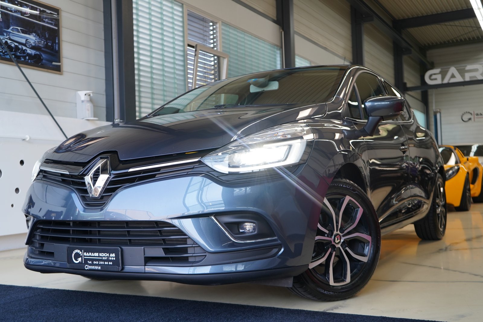 RENAULT Clio 0.9 12V Intens, Benzin, Occasion / Gebraucht, Handschaltung - 2