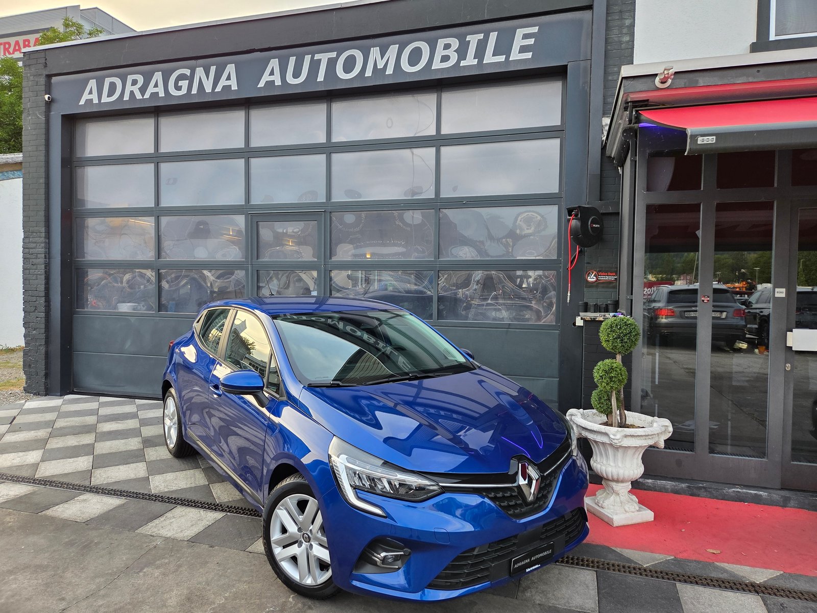 RENAULT Clio 1.0 Intens CVT, Petrol, Second hand / Used, Automatic - 2