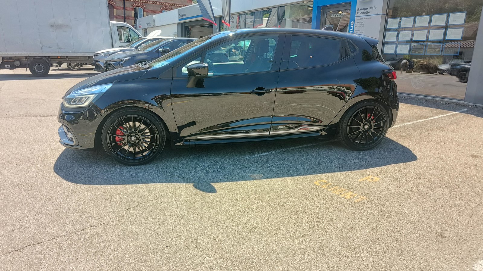 RENAULT Clio 1.6 T RS 220 Trophy EDC, Essence, Occasion / Utilisé, Automatique - 3