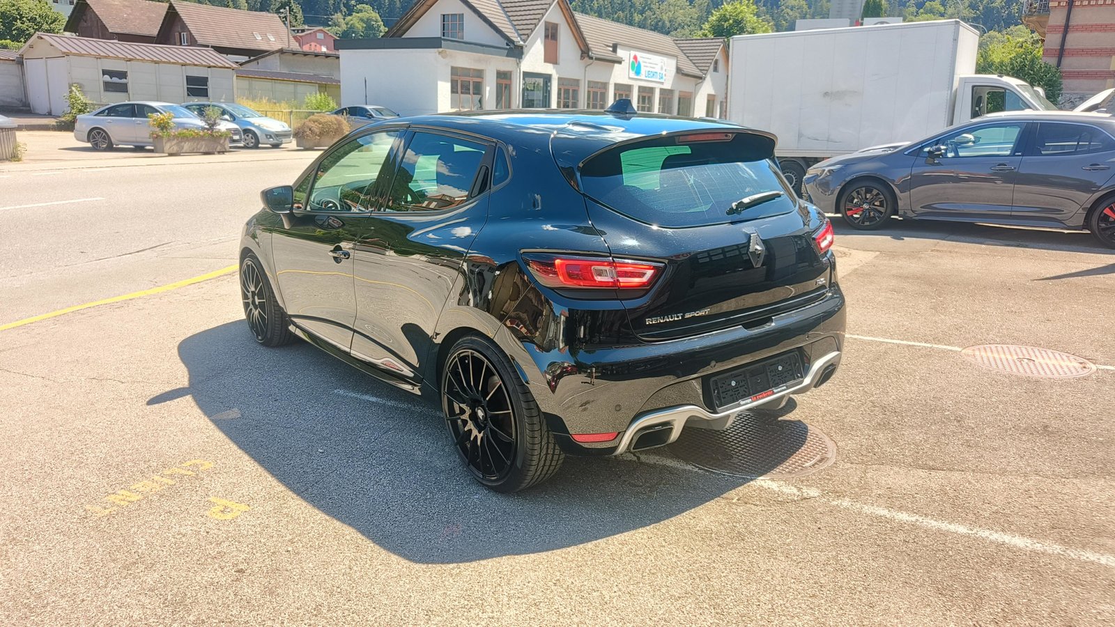 RENAULT Clio 1.6 T RS 220 Trophy EDC, Essence, Occasion / Utilisé, Automatique - 4