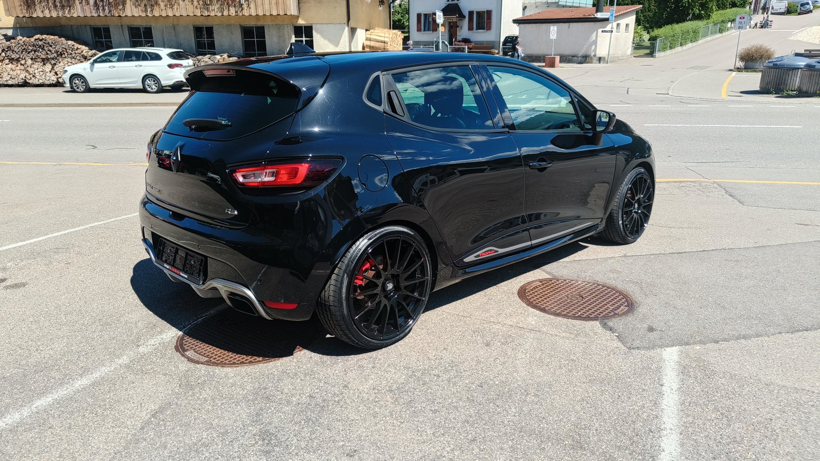 RENAULT Clio 1.6 T RS 220 Trophy EDC, Essence, Occasion / Utilisé, Automatique - 6