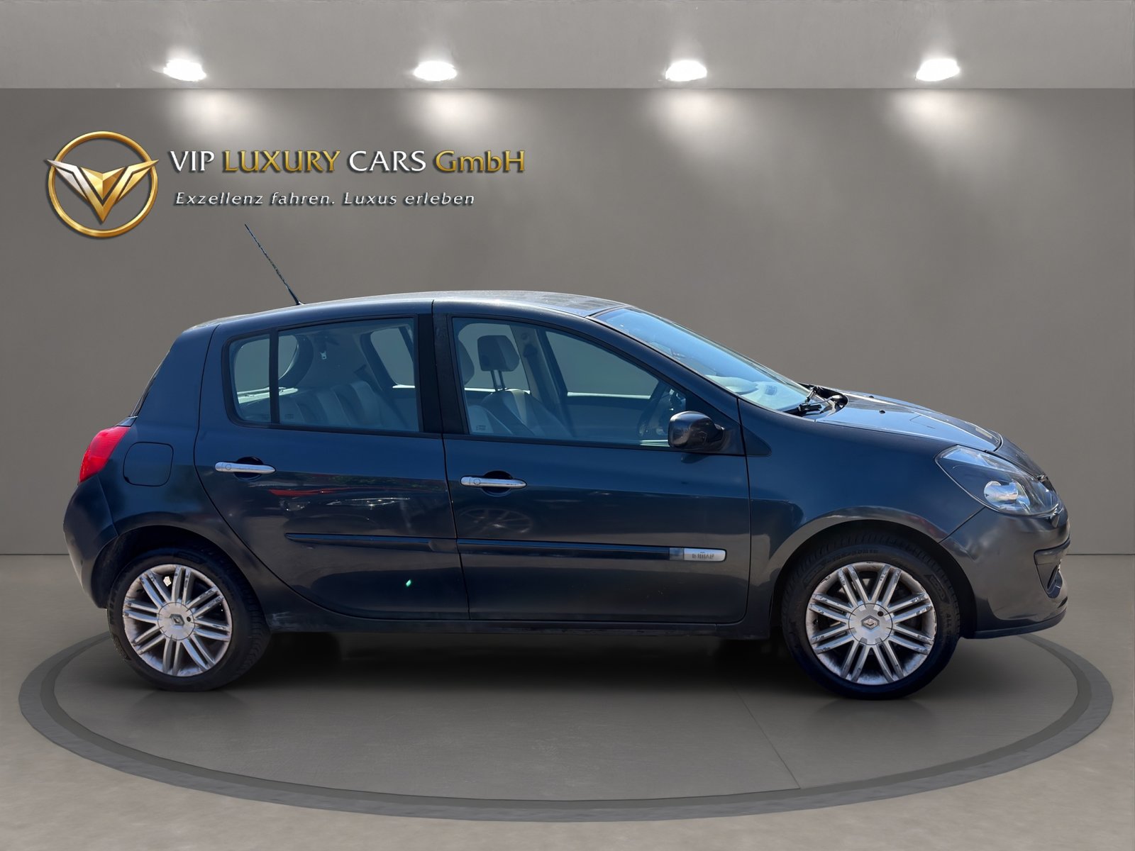 RENAULT Clio 2.0 16V Initiale Automatic, Petrol, Second hand / Used, Automatic - 5
