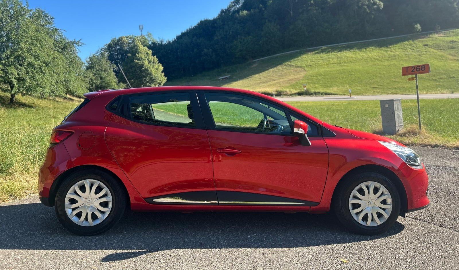 RENAULT Clio 1.2 16V Expression, Essence, Occasion / Utilisé, Manuelle - 6