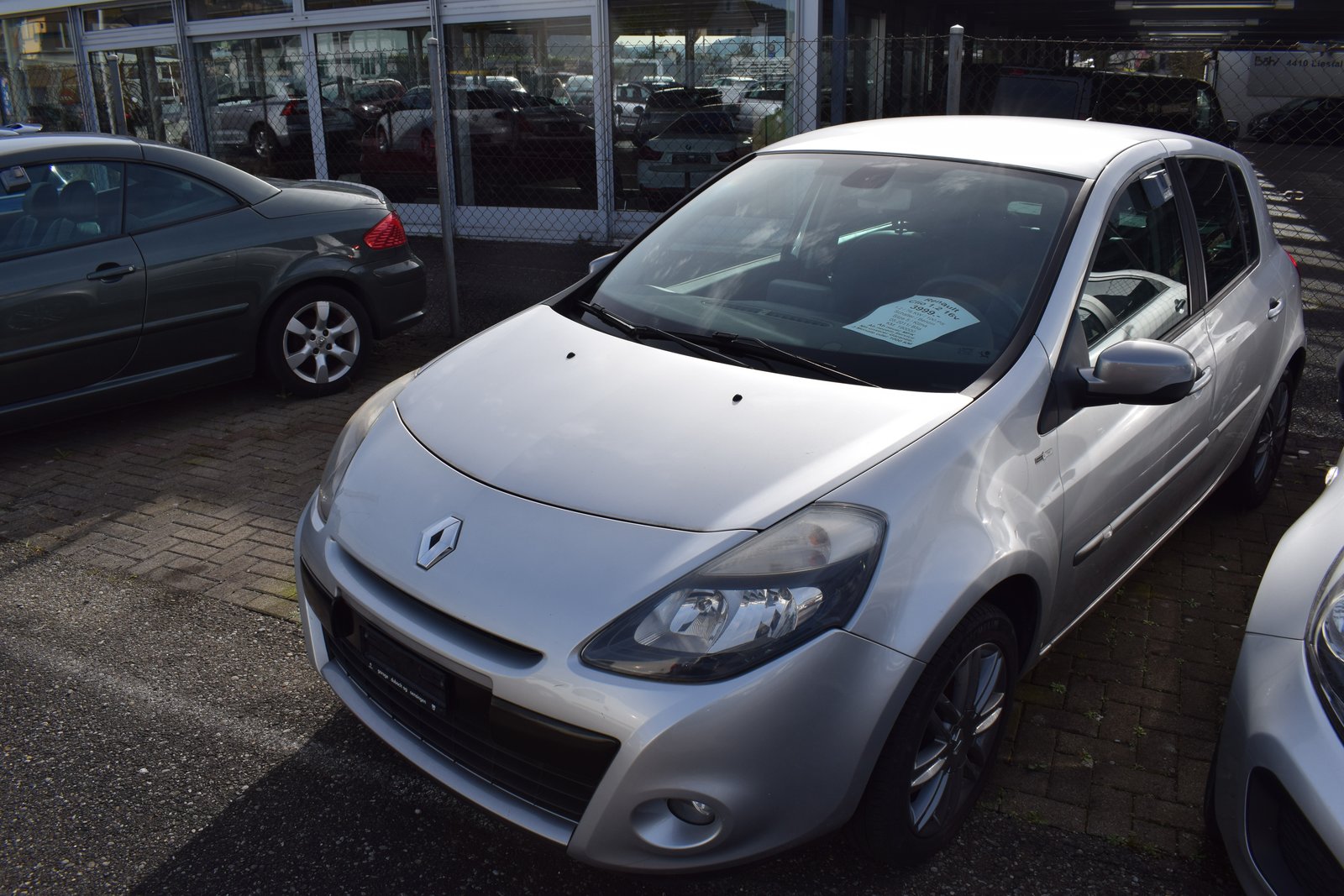 RENAULT Clio 1.2 16V Turbo S, Benzin, Occasion / Gebraucht, Handschaltung - 3