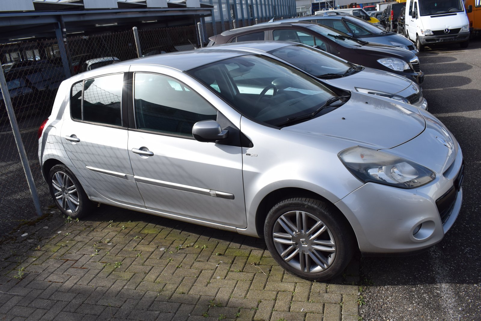 RENAULT Clio 1.2 16V Turbo S, Benzin, Occasion / Gebraucht, Handschaltung - 7