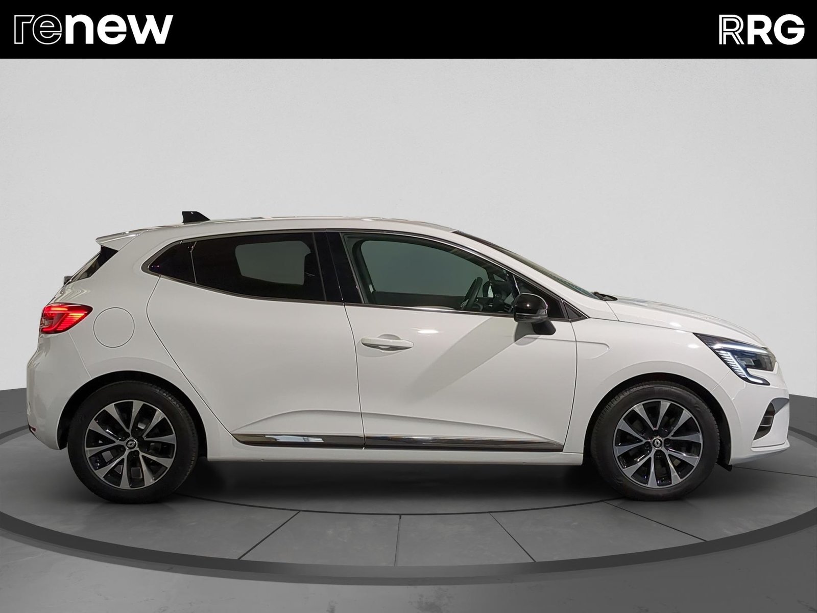 RENAULT Clio 1.6 E-Tech Techno, Voll-Hybrid Benzin/Elektro, Occasion / Gebraucht, Automatik - 2