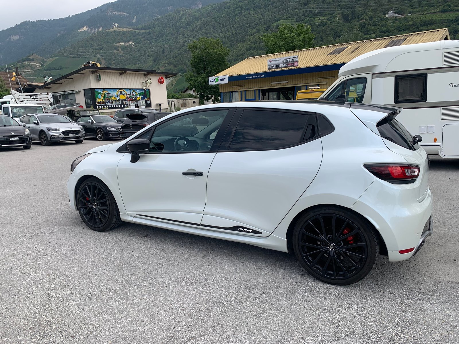 RENAULT Clio 1.6 T RS 220 Trophy EDC, Benzin, Occasion / Gebraucht, Automatik - 6