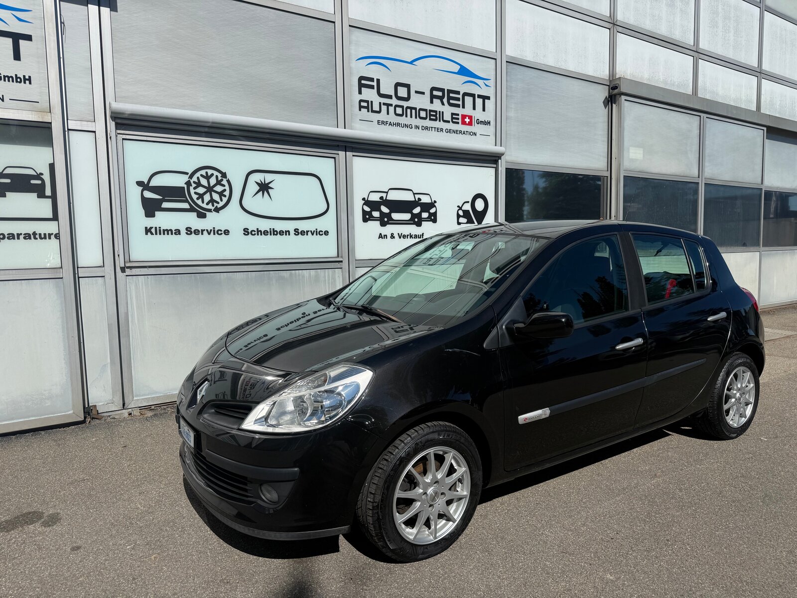 RENAULT Clio 1.2 16V Turbo Rip Curl
