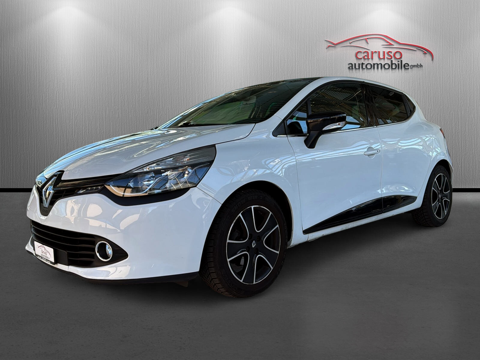 RENAULT Clio 0.9 12V Swiss Edition*Panoramadach*, Petrol, Second hand / Used, Manual - 7