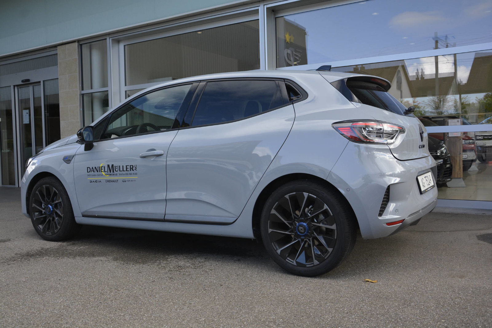 RENAULT CLIO esprit Alpine full hybrid E-Tech 145, Full-Hybrid Petrol/Electric, Ex-demonstrator, Automatic - 3