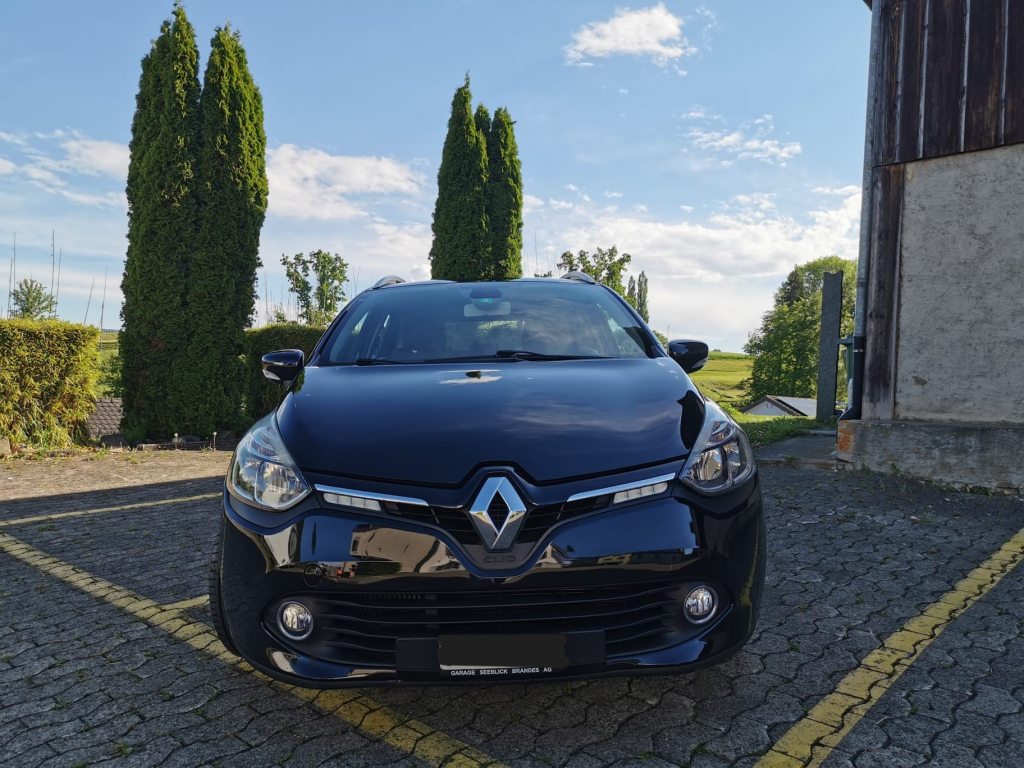 RENAULT CLIO 1.2 TCe 120 Swiss Edition, Petrol, Second hand / Used, Automatic - 4