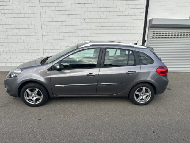 RENAULT Clio 1.2 16V T Night&Day