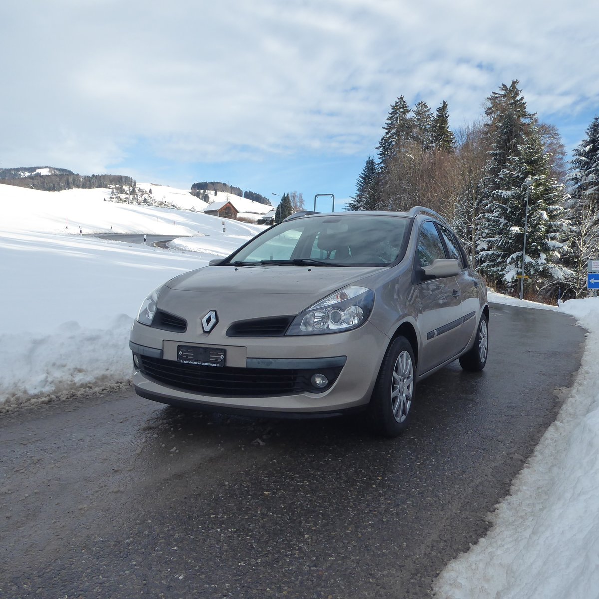 RENAULT Clio Grandtour 1.2 16V Turbo Dynamique