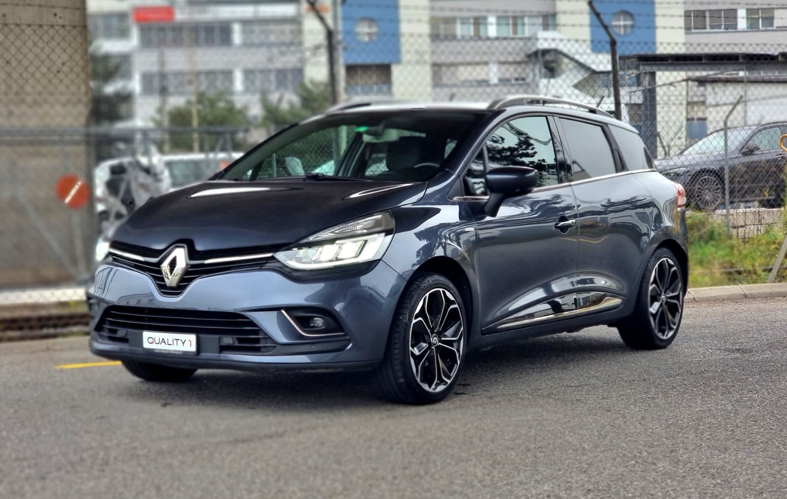 RENAULT Clio Grandtour 1.2 16V T Intens, Petrol, Second hand / Used, Manual - 3