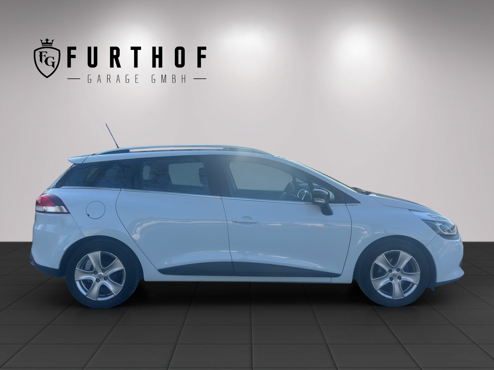 RENAULT Clio Grandtour 1.5 dCi Expression EDC, Diesel, Occasion / Utilisé, Automatique - 4