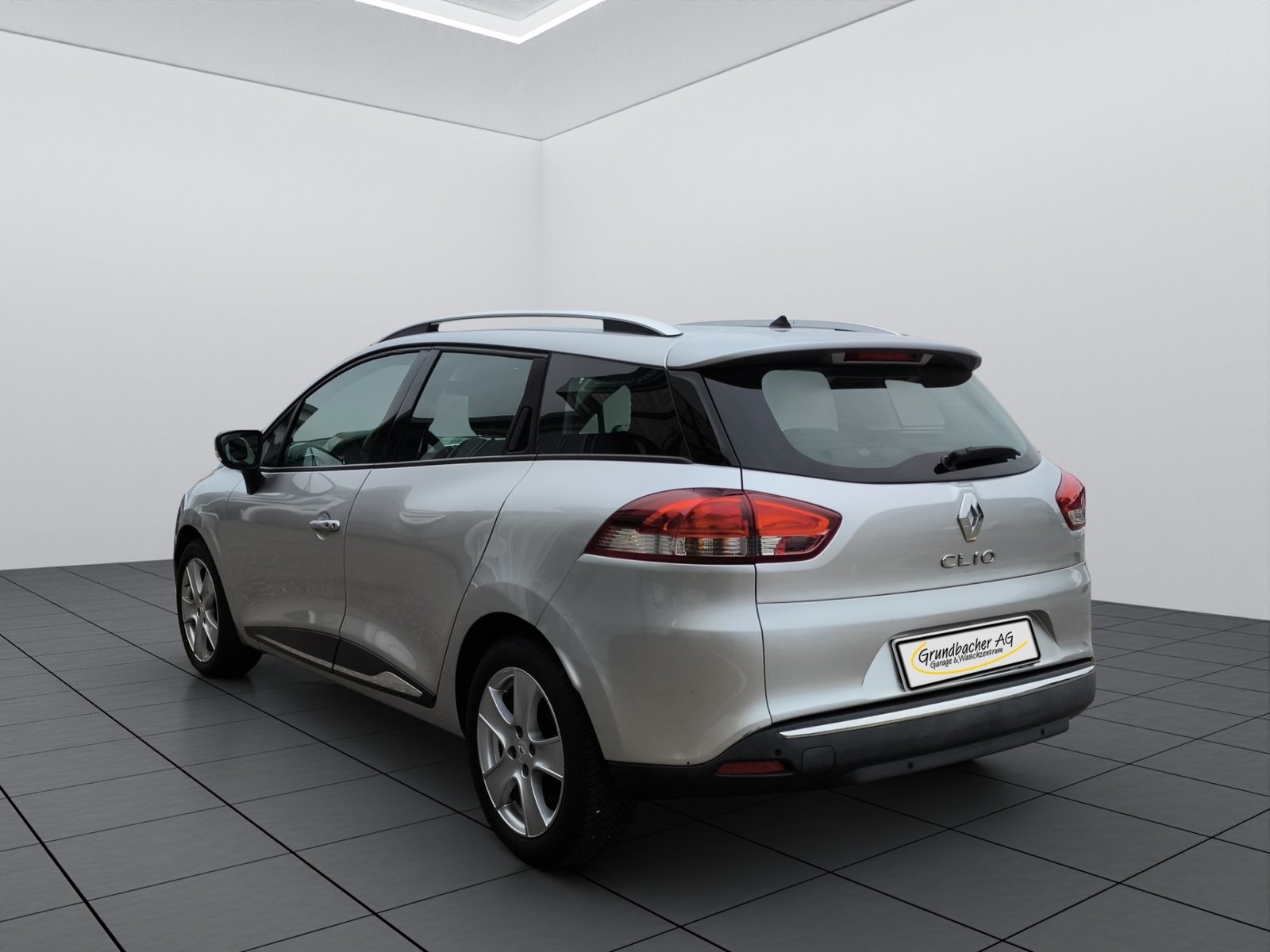 RENAULT Clio Grandtour 1.2 TCe 120 GT, Benzin, Occasion / Gebraucht, Automatik - 5