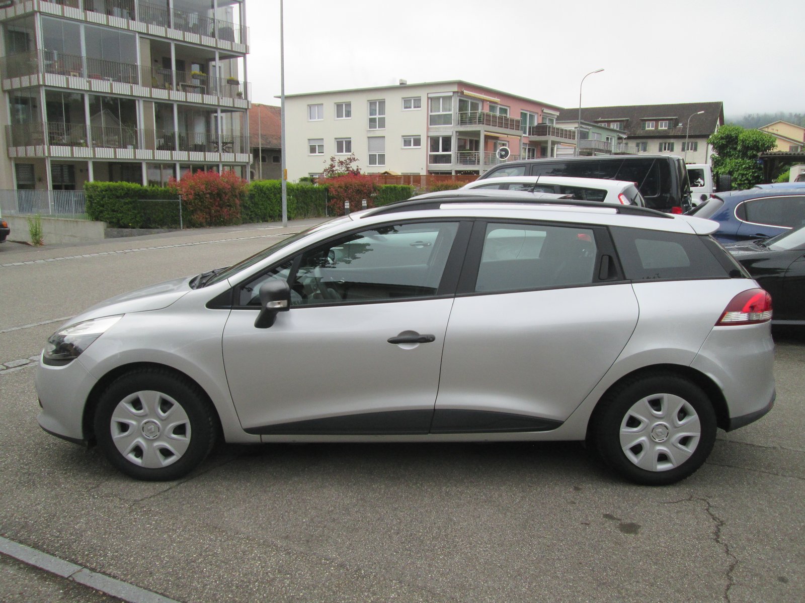 RENAULT Clio Grandtour 1.2 16V Authentique, Essence, Occasion / Utilisé, Manuelle - 2