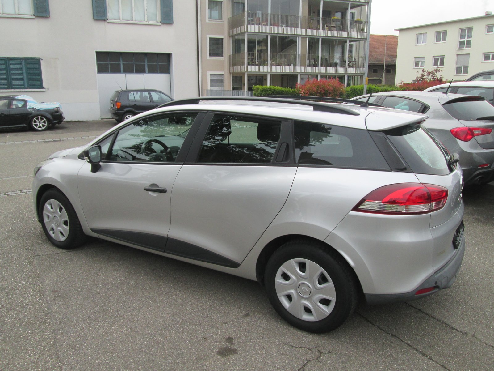 RENAULT Clio Grandtour 1.2 16V Authentique, Essence, Occasion / Utilisé, Manuelle - 3