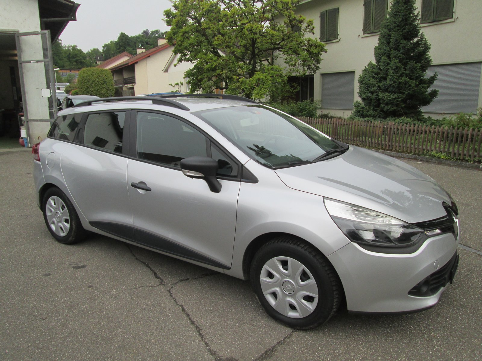 RENAULT Clio Grandtour 1.2 16V Authentique, Essence, Occasion / Utilisé, Manuelle - 6