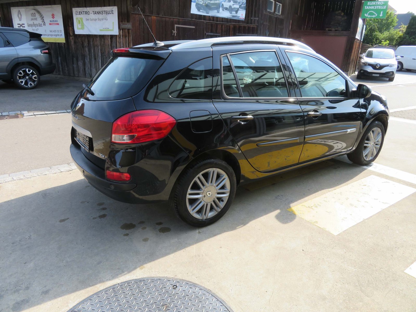 RENAULT Clio Grandtour 1.2 TCe 100 Night&Day, Petrol, Second hand / Used, Manual - 6
