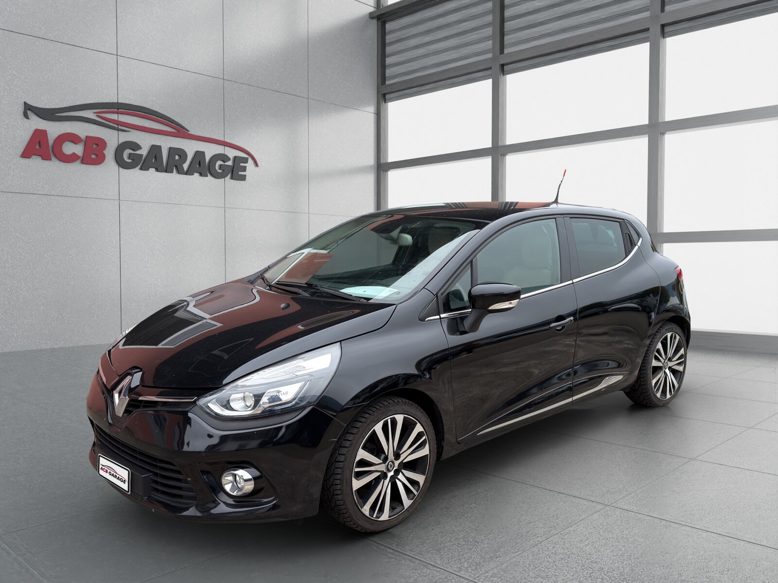 RENAULT Clio Grandtour 1.2 16V T Swiss Edition EDC