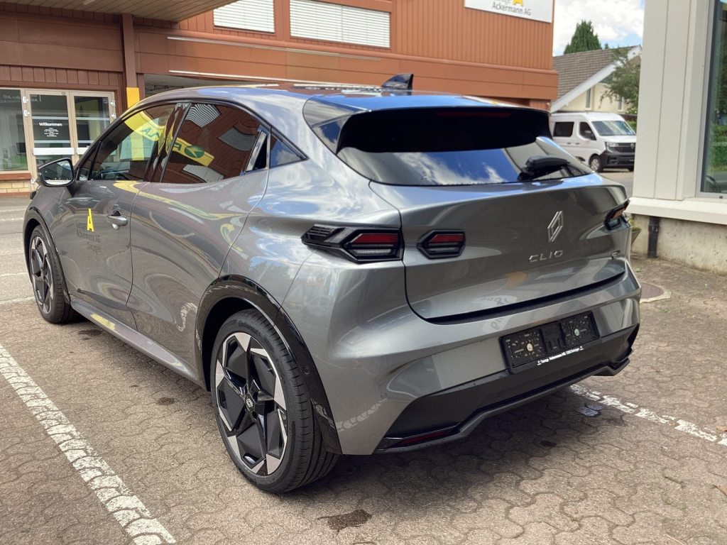RENAULT CLIO 1.8 E-Tech techno, Voll-Hybrid Benzin/Elektro, Neues Fahrzeug mit Tageszulassung, Automatik - 3