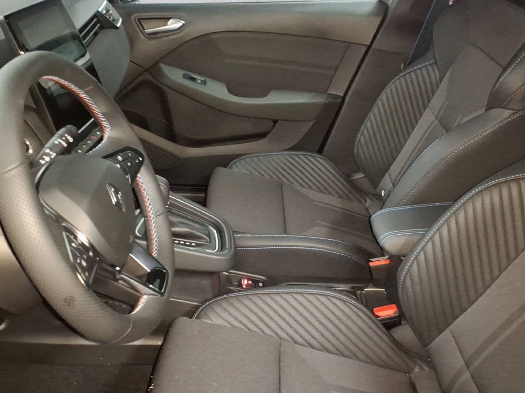 RENAULT CLIO esprit Alpine full hybrid E-Tech 145, Voll-Hybrid Benzin/Elektro, Neuwagen, Automat - 6