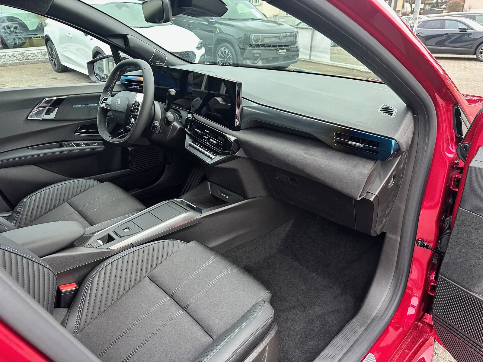 RENAULT Clio 1.8 E-Tech Esprit Alpine, Hybride Intégral Essence/Électricité, Voiture nouvelle - 6