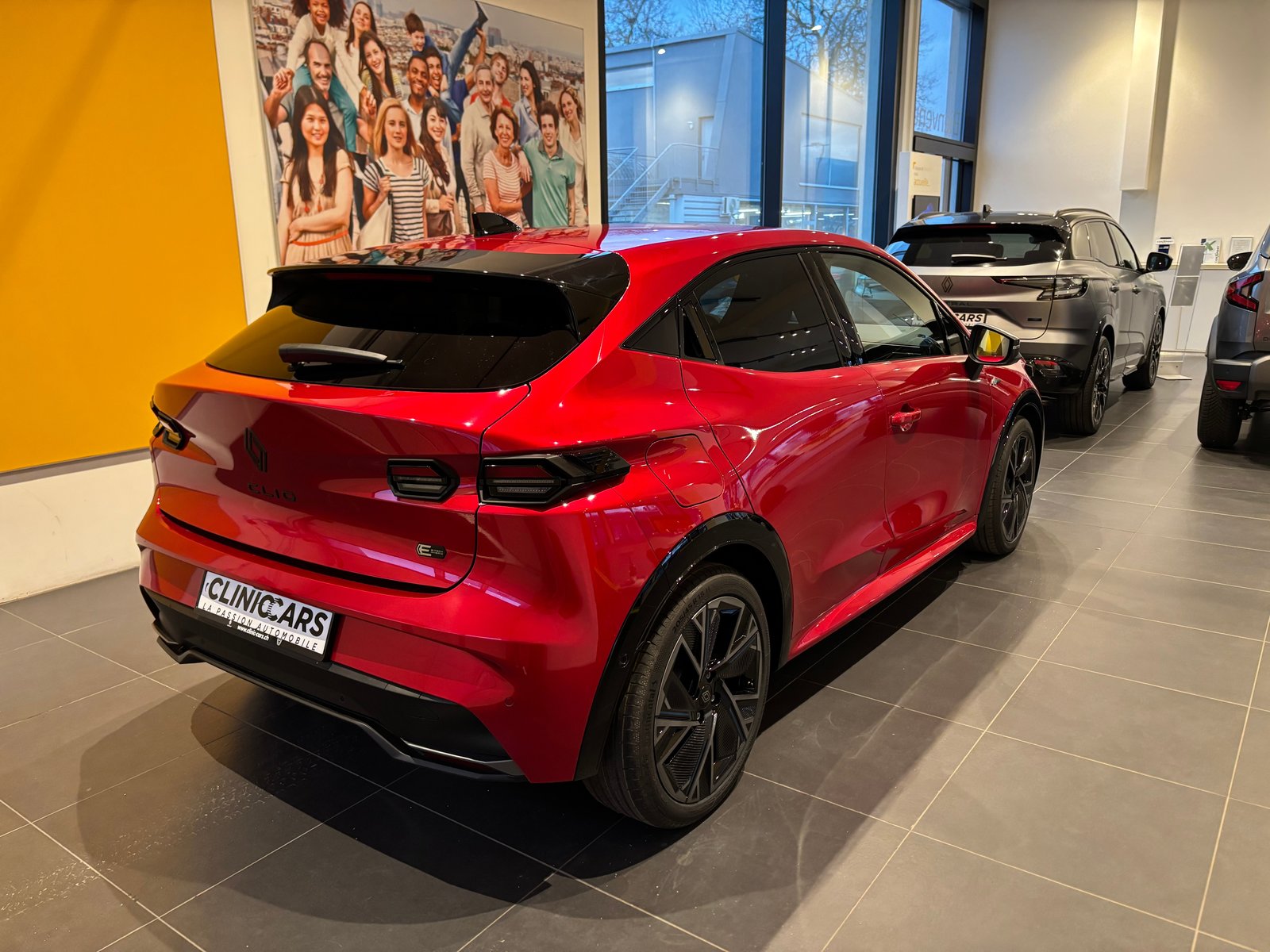 RENAULT Clio 1.8 E-Tech Esprit Alpine, Voll-Hybrid Benzin/Elektro, Neuwagen, Automatik - 5