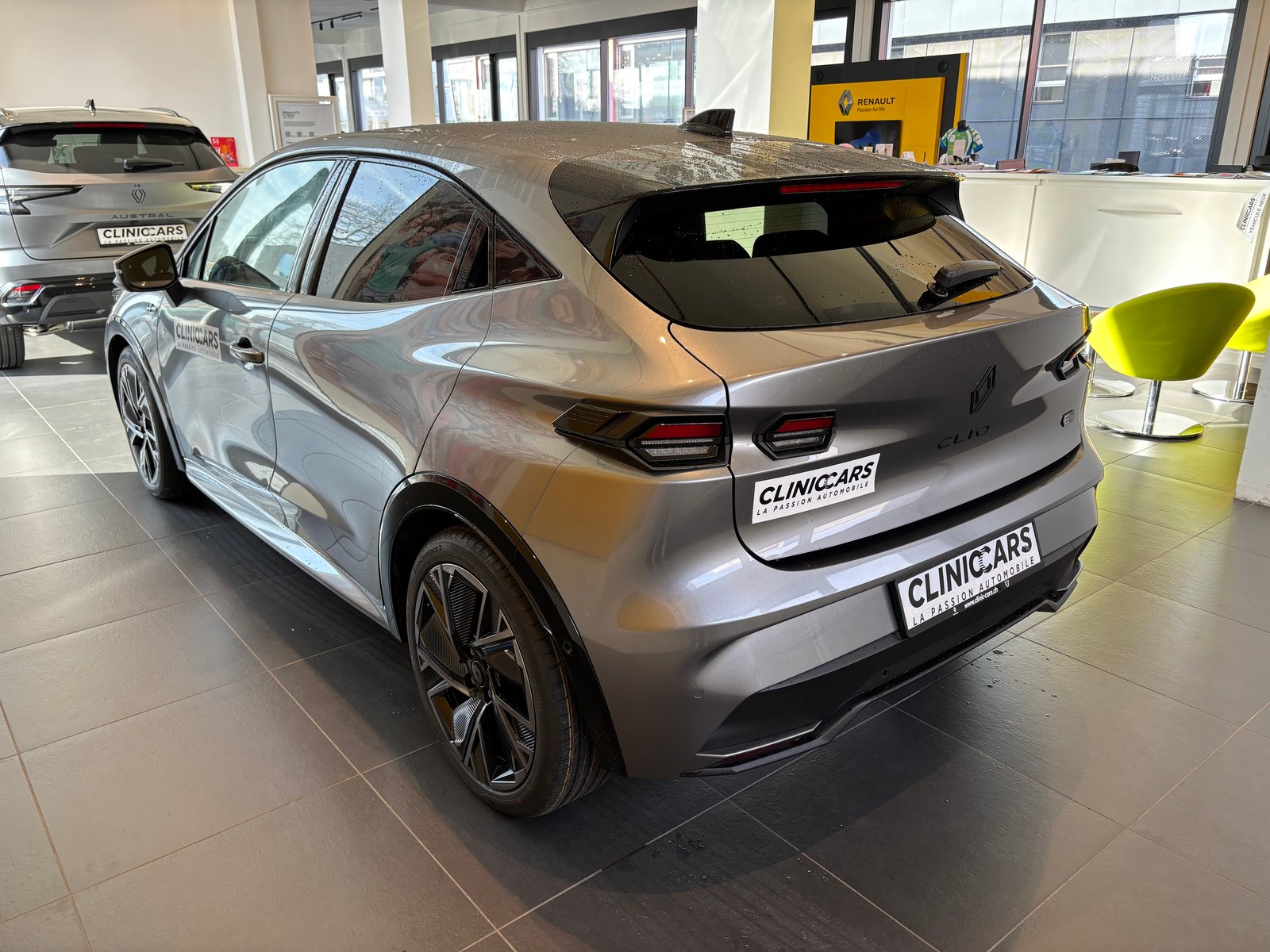 RENAULT Clio 1.8 E-Tech Esprit Alpine, Full-Hybrid Petrol/Electric, New car, Automatic - 6