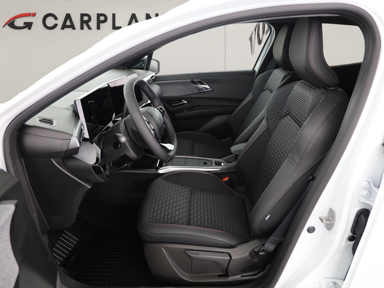 RENAULT Clio 1.8 E-Tech techno, Full-Hybrid Petrol/Electric, New car, Automatic - 6