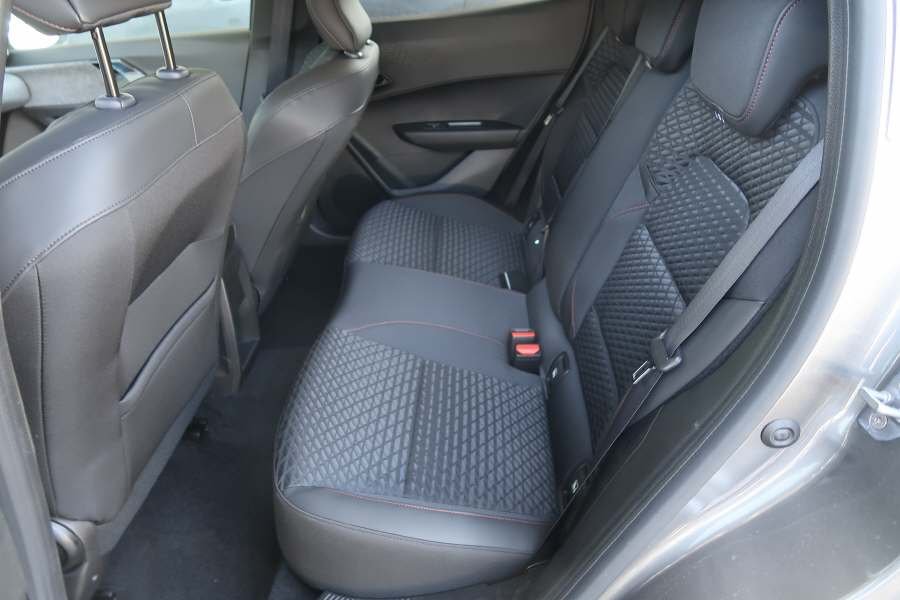 RENAULT Clio 1.8 E-Tech techno, Full-Hybrid Petrol/Electric, New car, Automatic - 6
