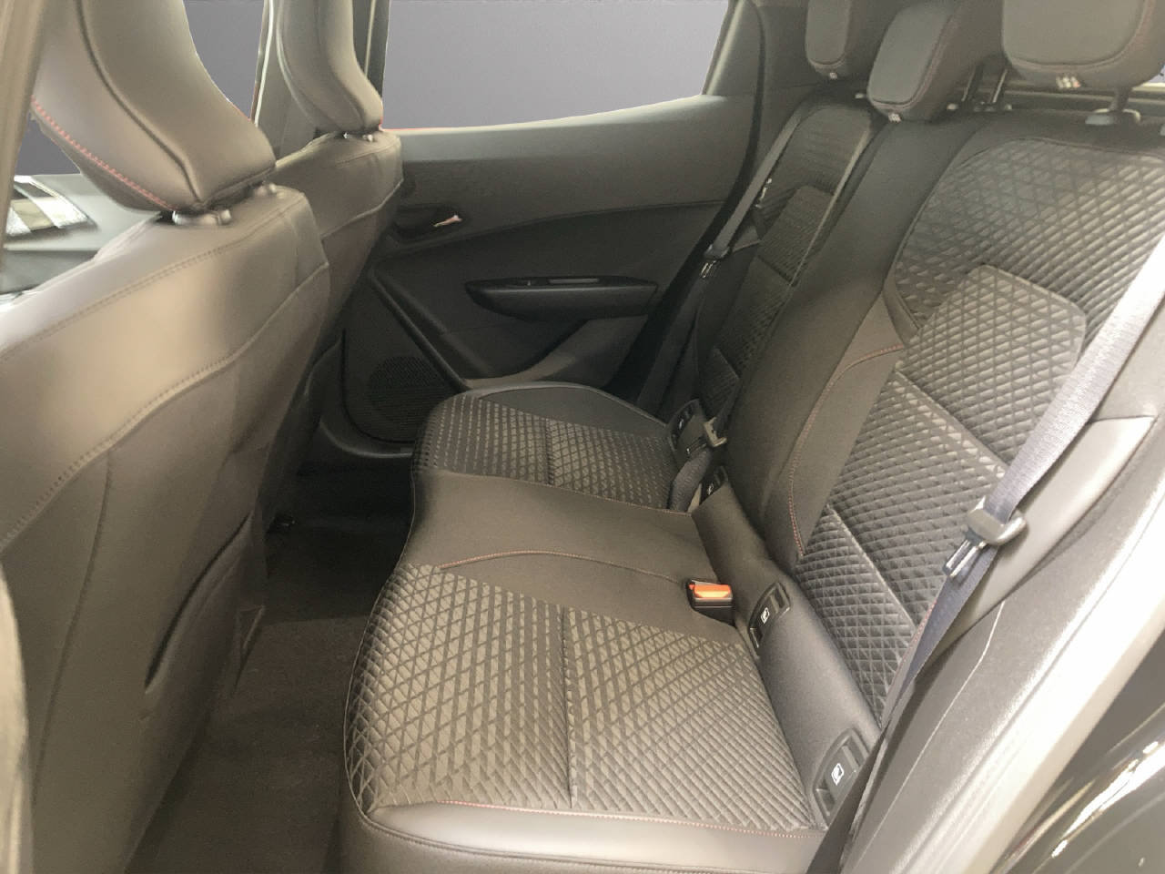 RENAULT Clio 1.8 E-Tech techno, Hybride Integrale Benzina/Elettrica, Auto nuove, Automatico - 6